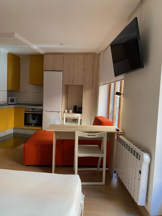 Apartamentos 19 Living Леон Экстерьер фото